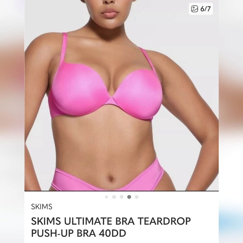 SKIMS Vibrant Pink Teardrop Push-Up Bra
